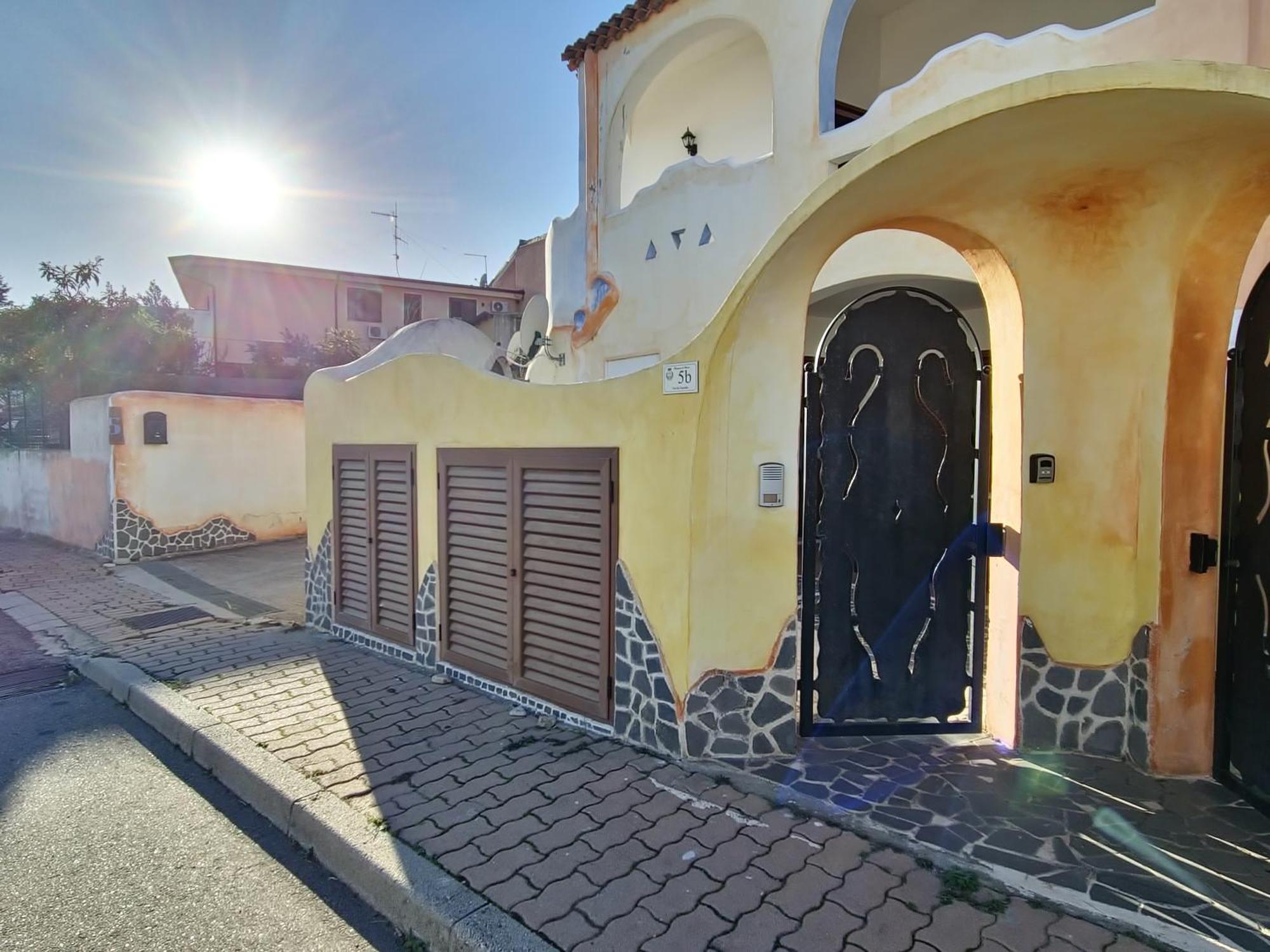 Dommos - Melodie Apartments Cala Liberotto Exterior foto